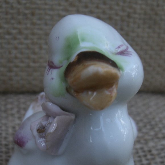 Vintage Small Duck with Rose China Figurine - Picture 13 of 16